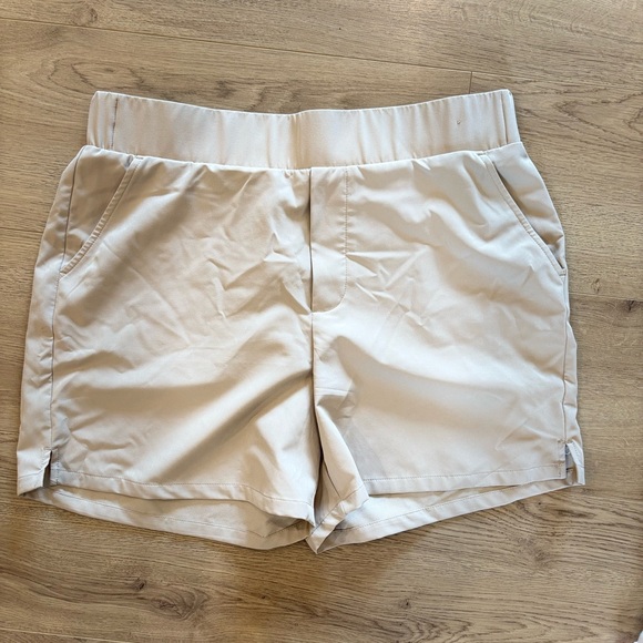 Womens Tek Gear golf shorts khaki color sz L - Picture 1 of 3